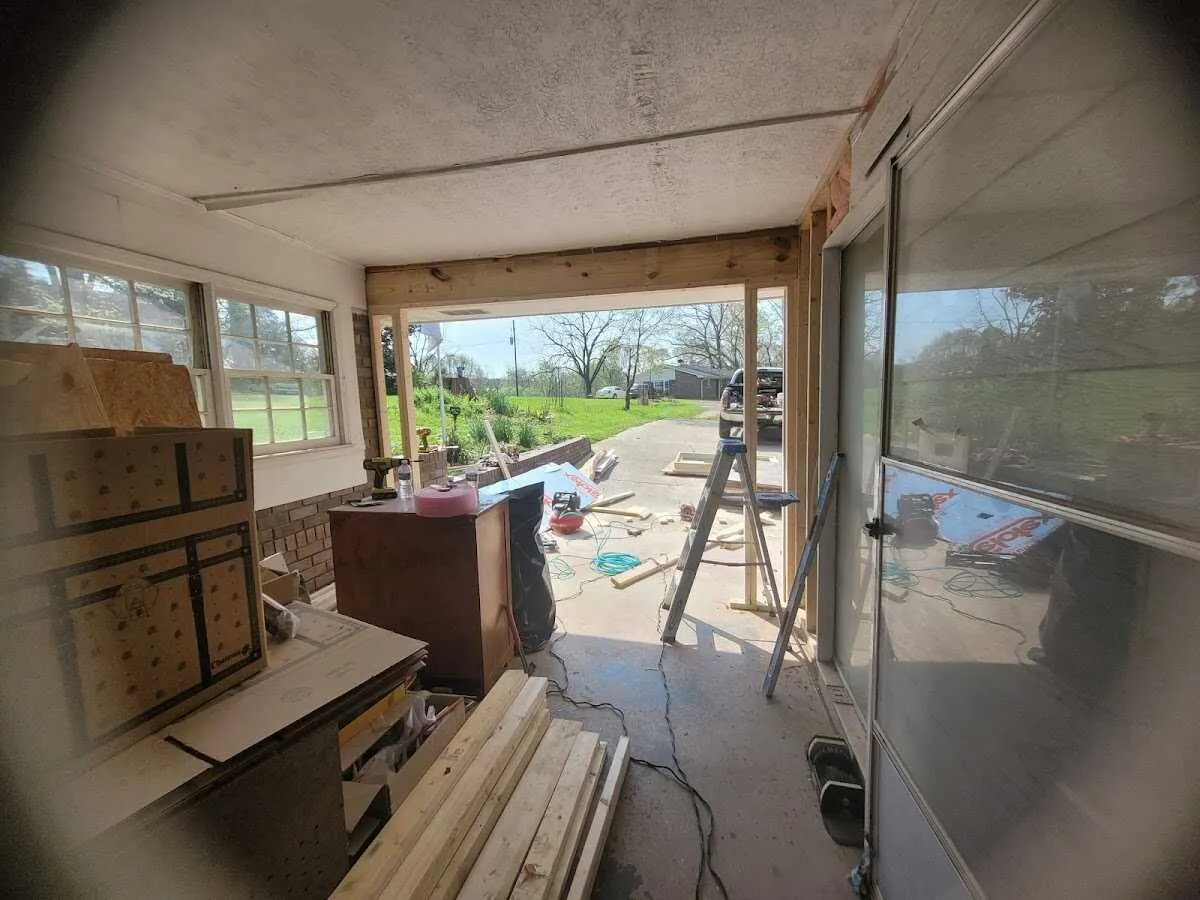 Air movers and dehumidifier for Water Mitigation Services in Alsip